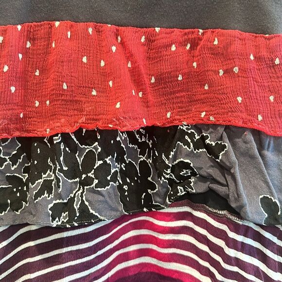 DEPT Sz S Tiered Ruffle Midi Dress Red Black Pattern Whimsigoth Coachella - Picture 3 of 8